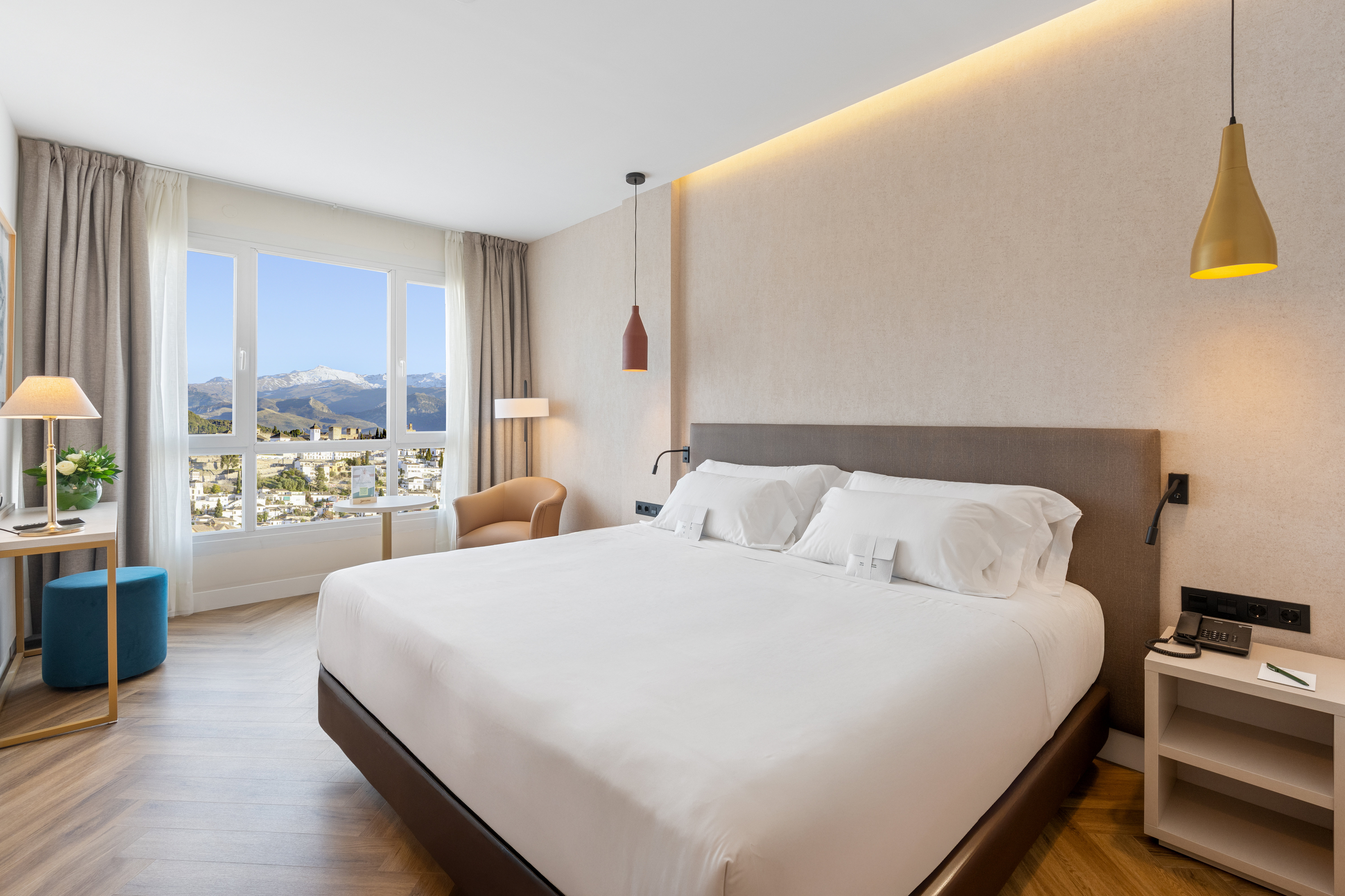 Sercotel HMO Martina-guestroom-HABITACION MODELO SERCOTEL.jpg