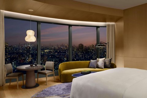 JW MARRIOTT HOTEL TOKYO - Photo 23