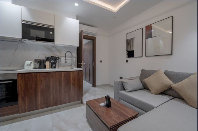 THE PELICAN HOTEL CANTONMENTS ACCRA-guestroom-Bedroom.jpg