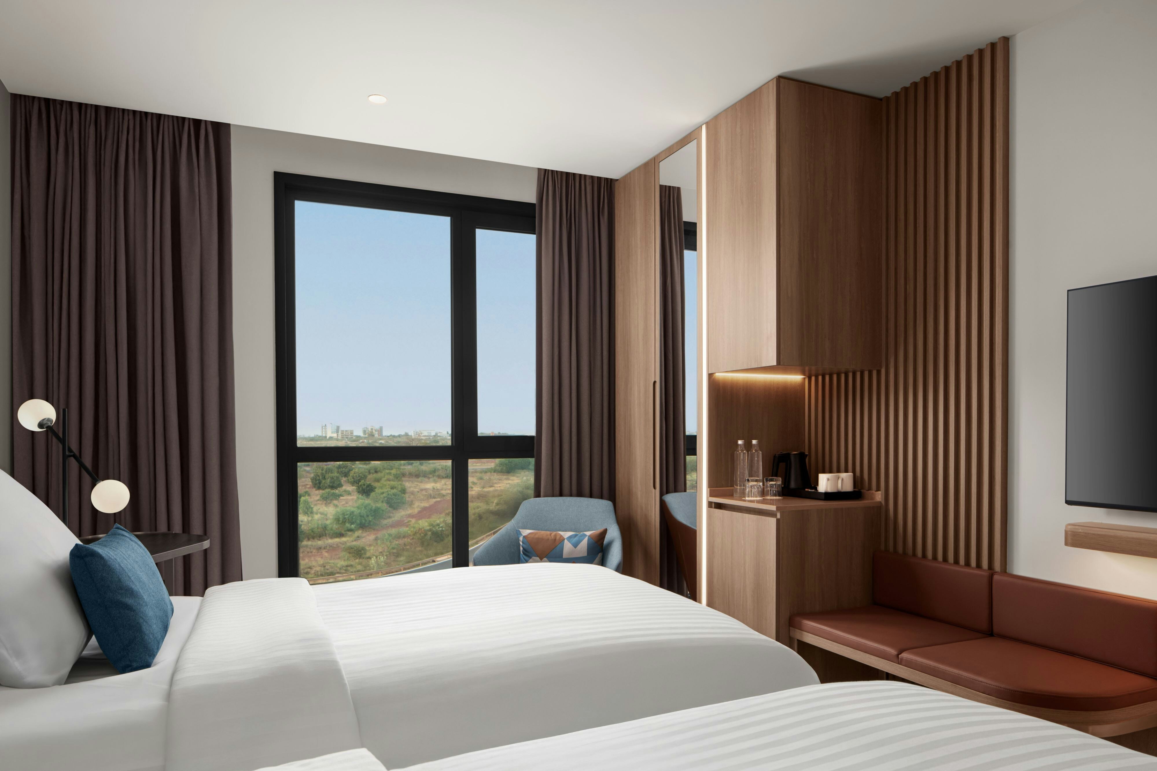 Courtyard By Marriott Dakar Diamniadio-guestroom-Standard twin Guest Room.jpg