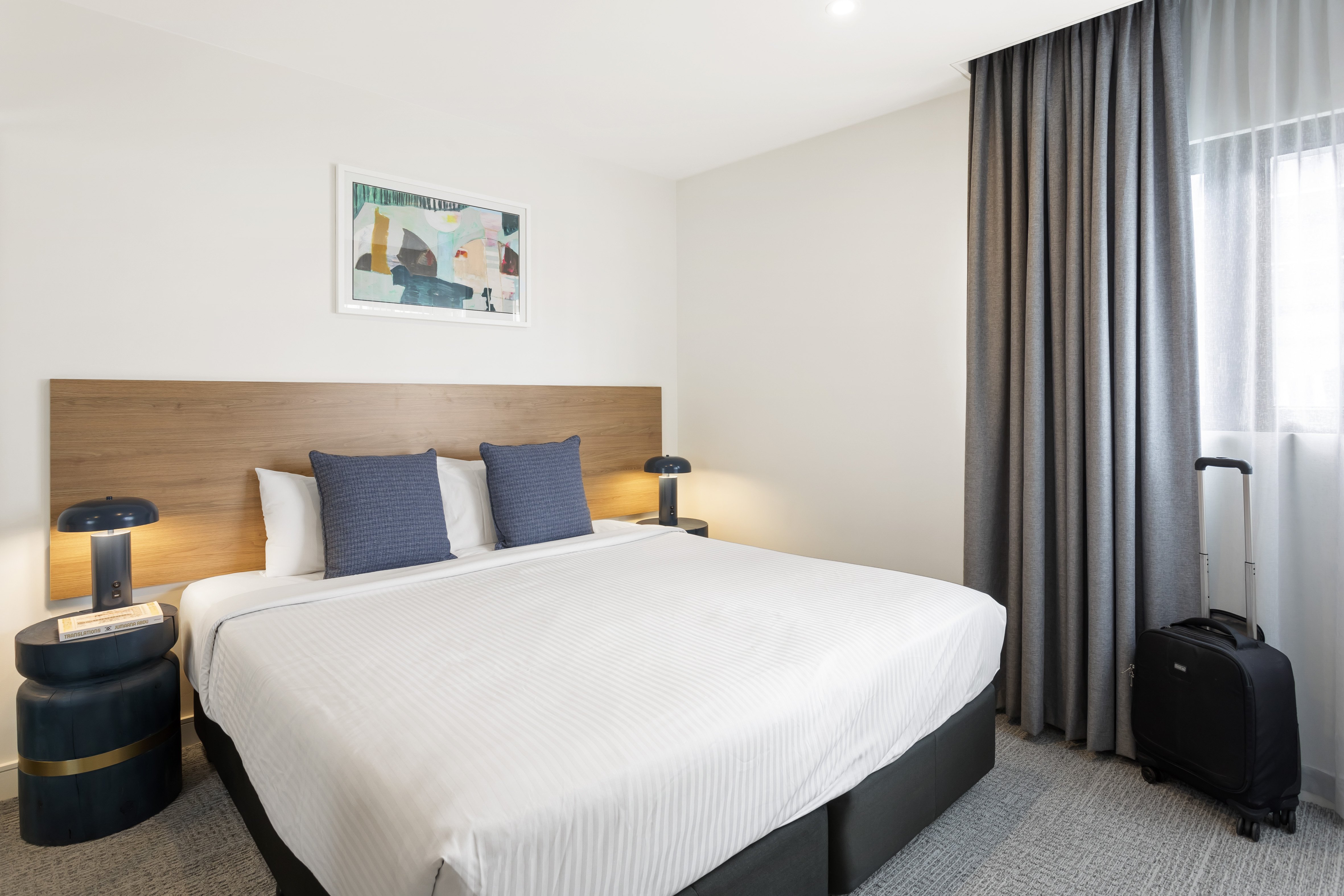 Quest Ivanhoe-guestroom-One Bedroom & Two Bedroom.jpg