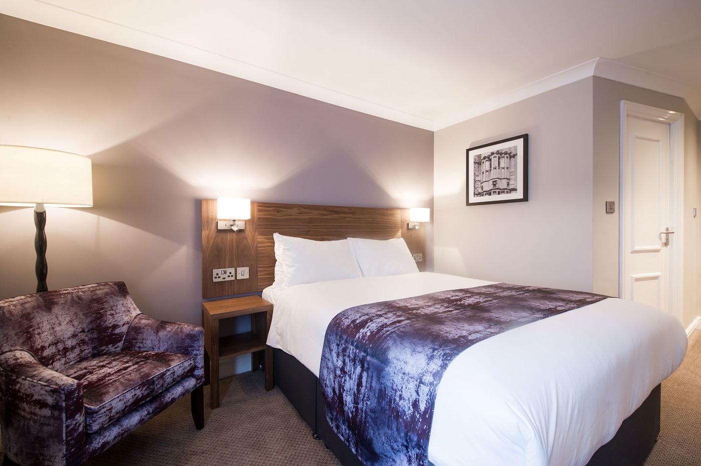 Toby Old Windsor IKC-guestroom-Toby Carvery Old Windsor Double Room.jpg