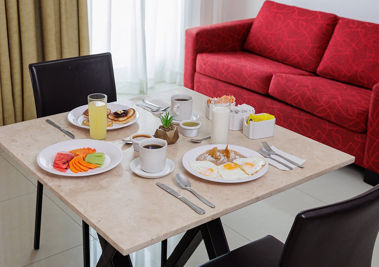 Hotel Mexico Plaza Celaya-guestroom-ROOM SERVICE.jpg