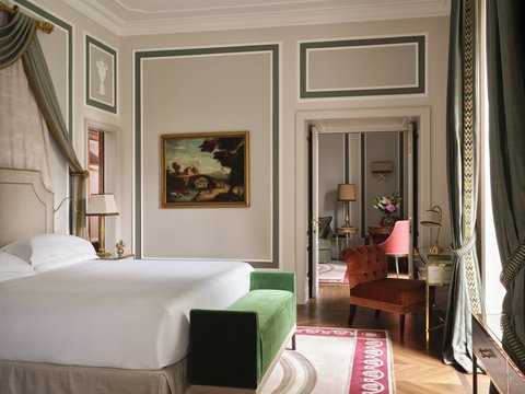 Executive Suite - bedroom