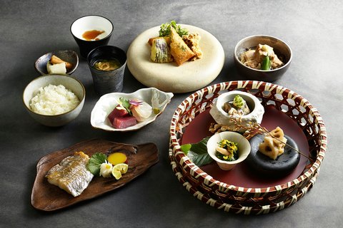 JW MARRIOTT HOTEL TOKYO - Photo 49