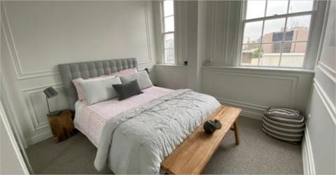 Hampton bedroom