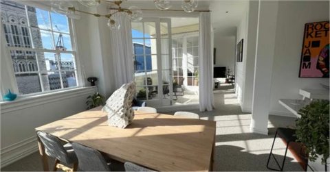 Hampton dining area