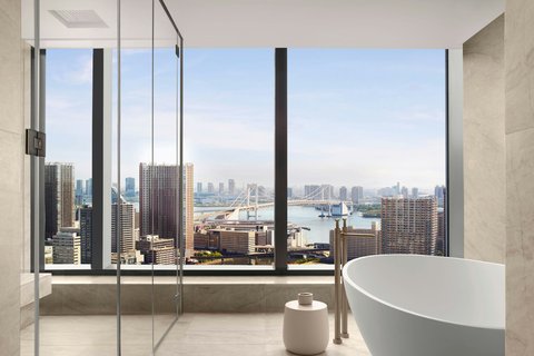 JW MARRIOTT HOTEL TOKYO - Photo 16