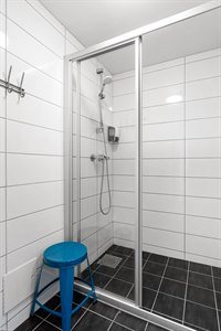 First Hotel Backpack-guestroom-Bathroom First Hotel Backpack.jpg