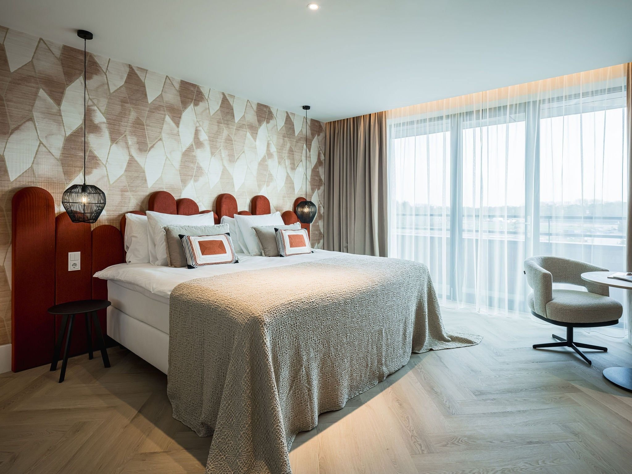 VAN DER VALK HOTEL DORDRECHT-guestroom-Superior Deluxe.jpg