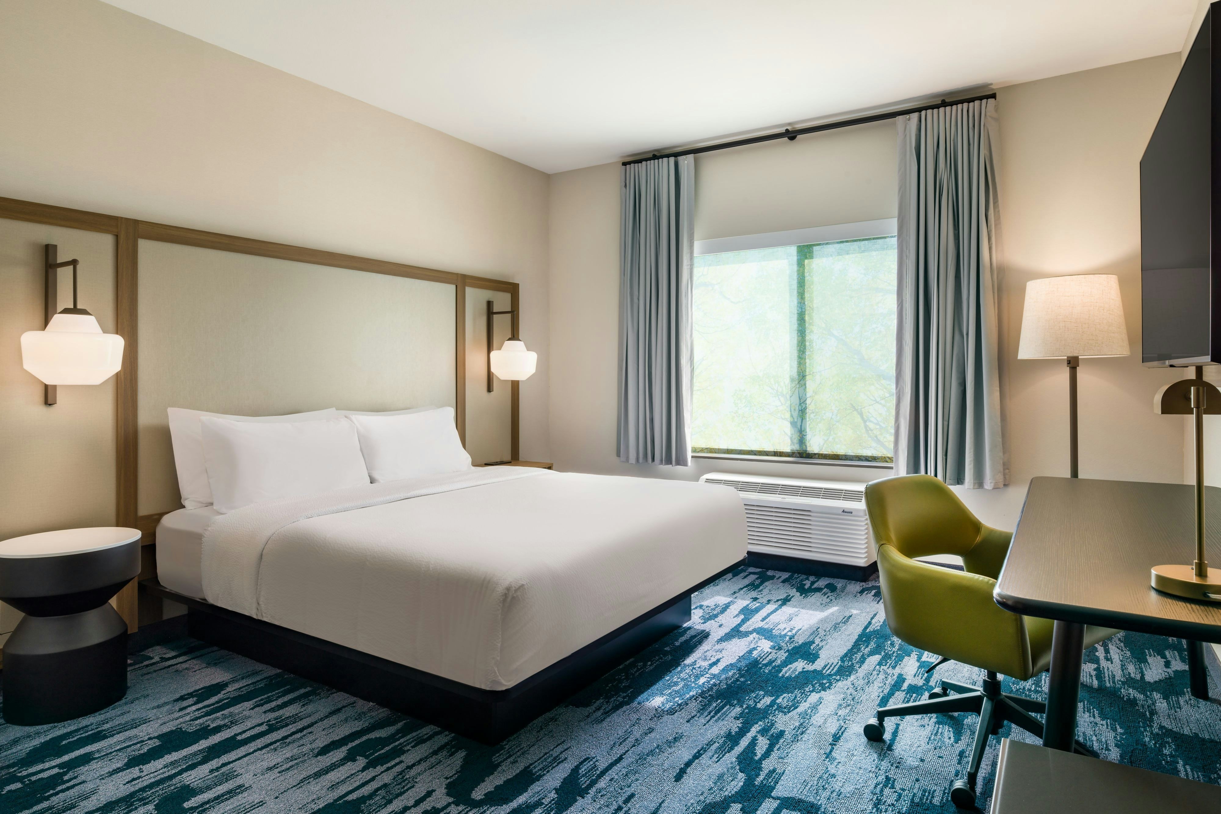Fairfield by Marriott Inn and Suites Hanford-guestroom-King Guest Room.jpg