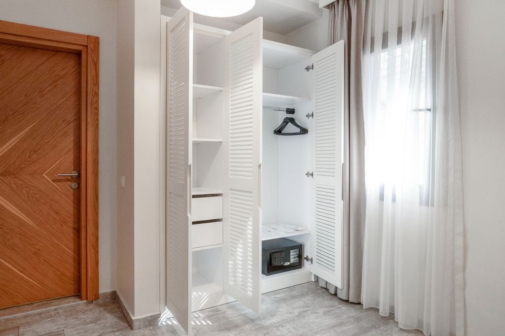 Dorman Suites Hotel-guestroom-Grand Suite 2 Bedrooms.jpg