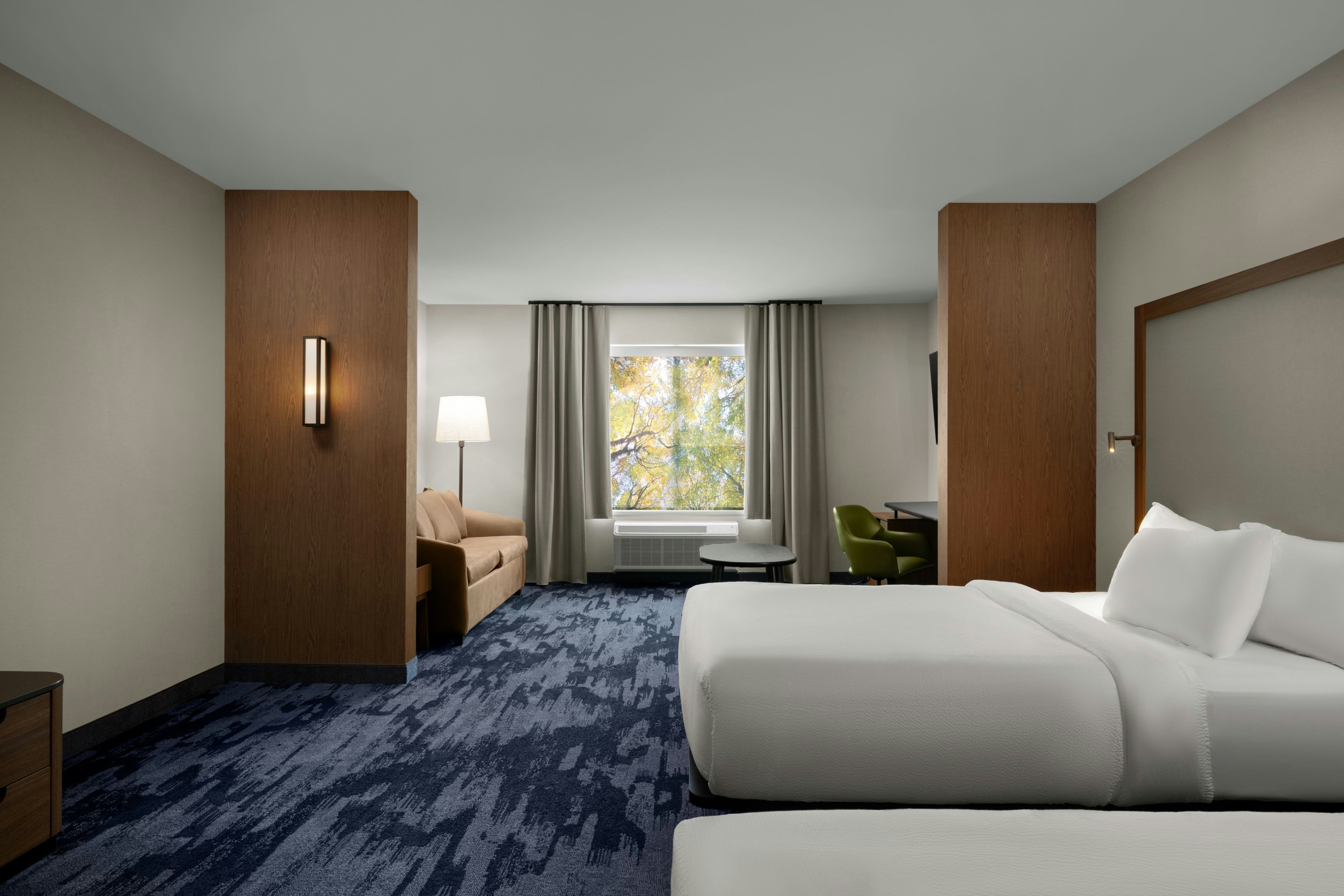 Fairfield by Marriott Inn and Suites Beckley-guestroom-Queen/Queen Suite Guestroom.jpg