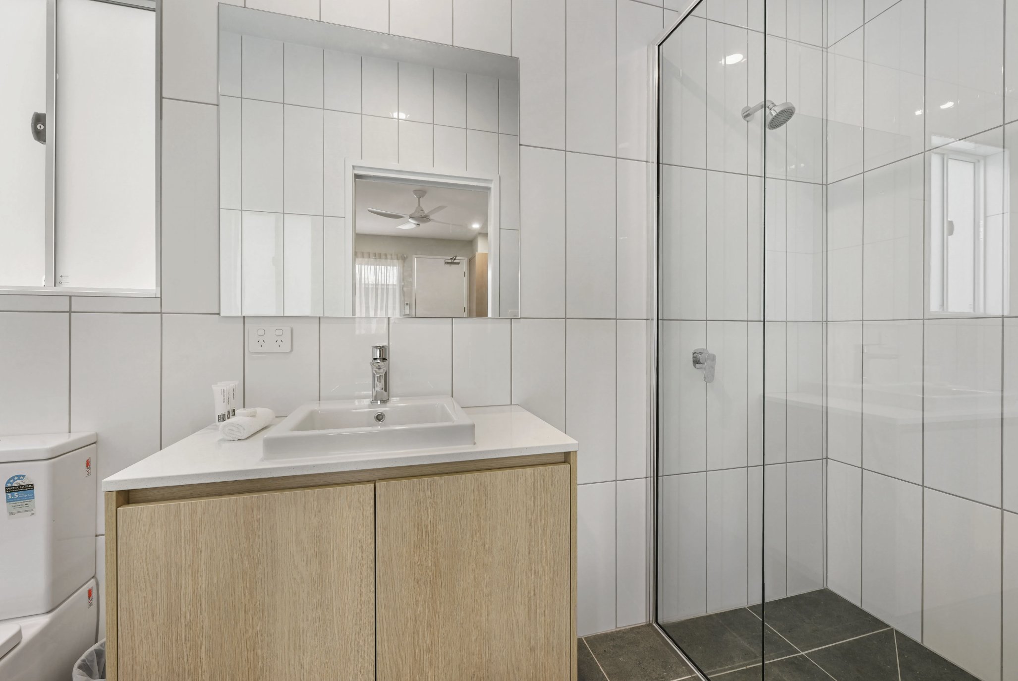 Avenue West Studio Units-guestroom-Deluxe Studio Bathroom.jpg