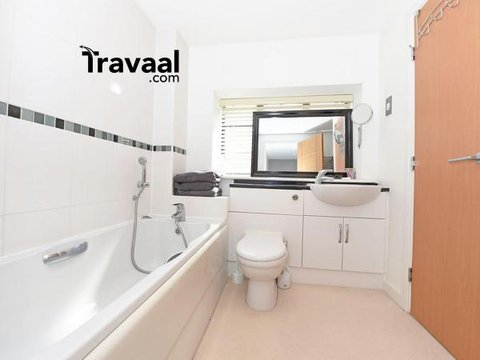 Aviator Apart hotel Block Two Bathroom