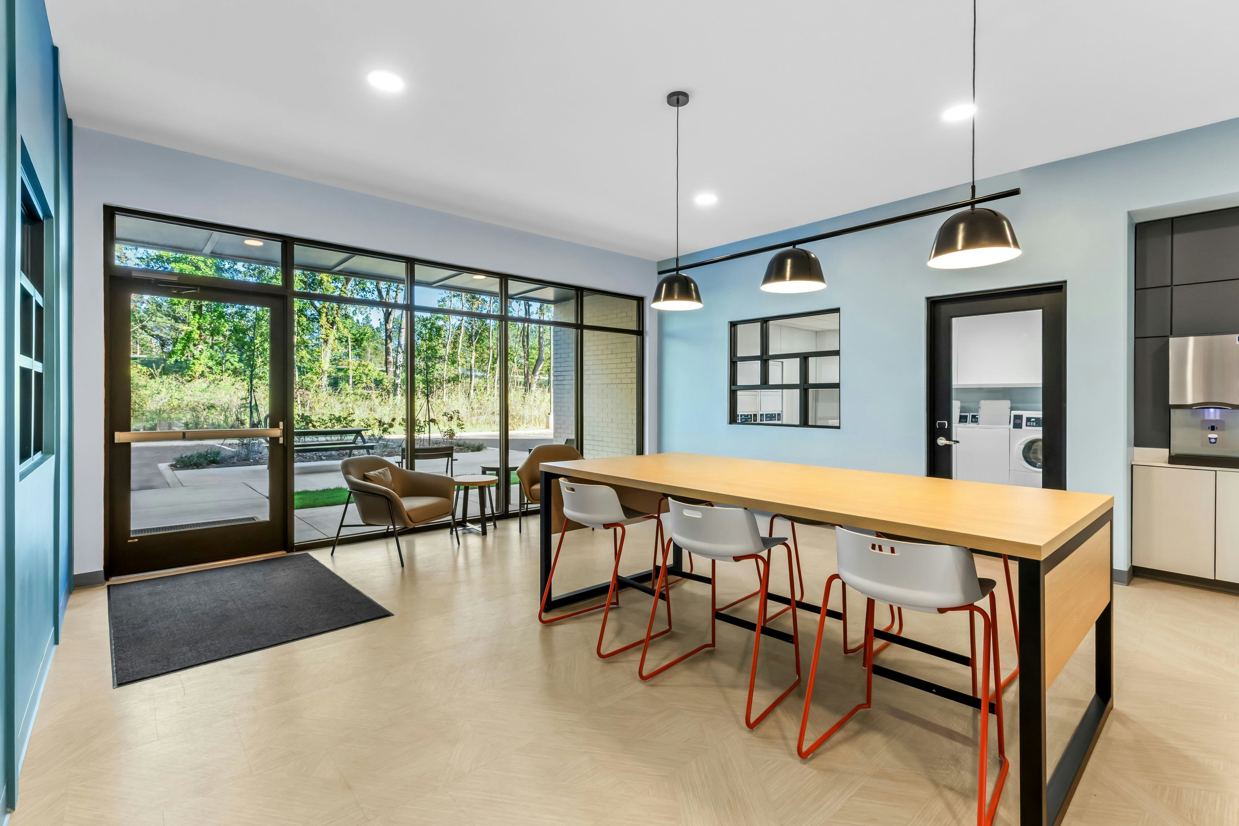 StudioRes by Marriott Newnan-guestroom-Social Room.jpg