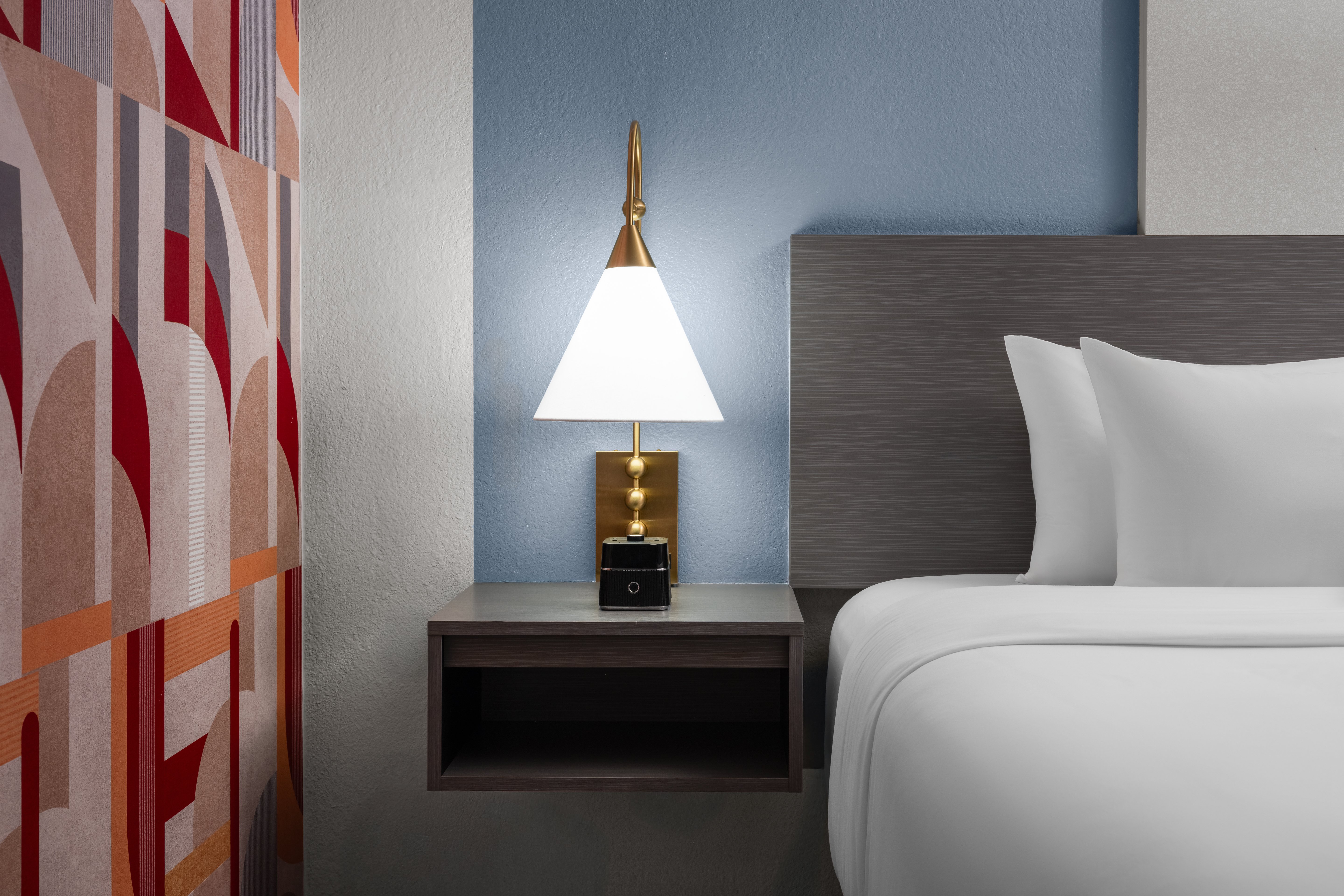 VOCO AGGIELAND BY IHG-guestroom-A fresh king bed retreat for your Aggieland visit..jpg