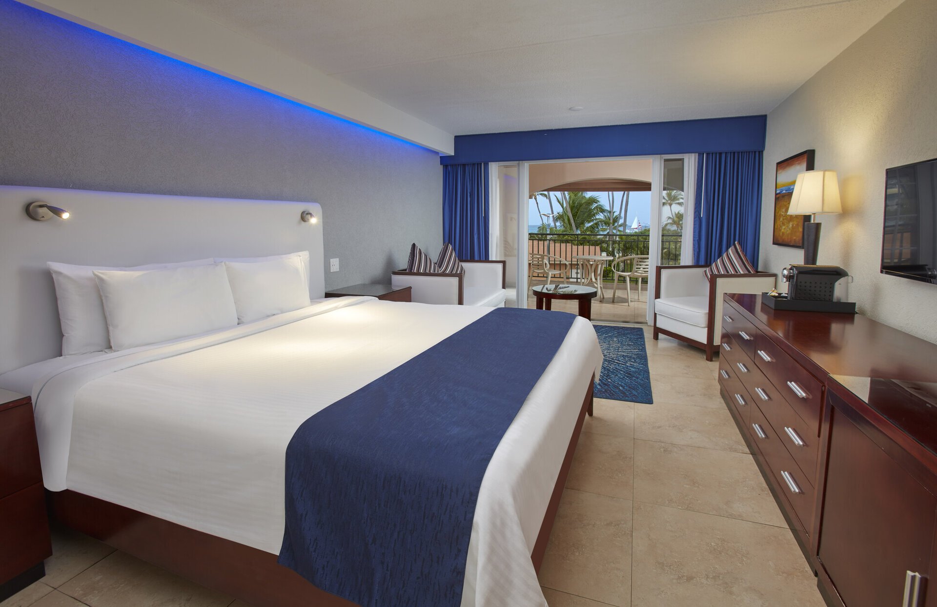 Divi Aruba-guestroom-Divi Veranda Room 1 King Bed.jpg