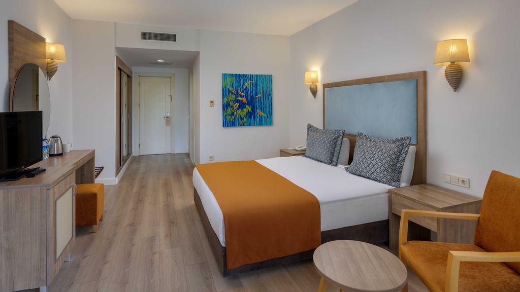 Marvida Family Eco-guestroom-Ddcbed.jpg