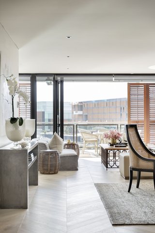 Perfect spatial layout, natural light & views pointresidenceconz