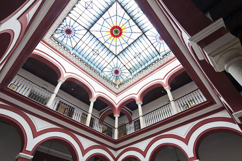 D CASASMERCADERES HALL