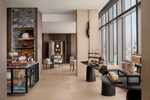 JW MARRIOTT HOTEL TOKYO - Photo 28