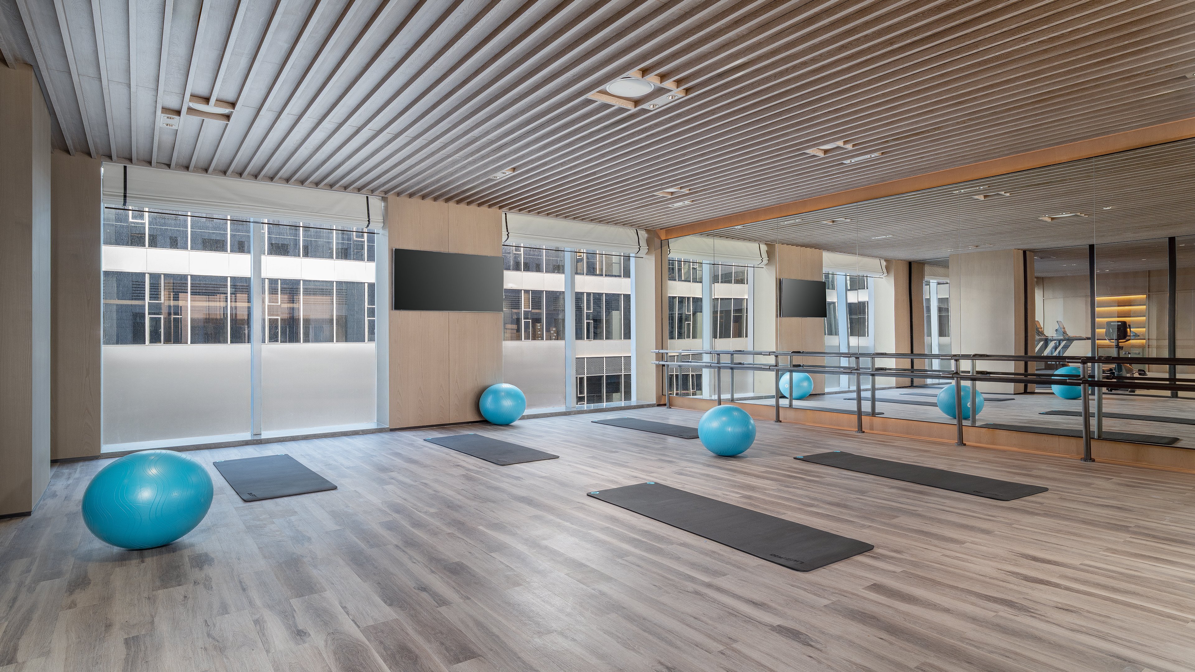 HOLIDAY INN WENZHOU AIRPORT BY IHG-guestroom-Yoga room.jpg