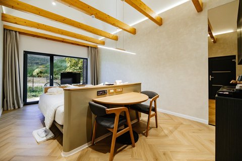 King Cabin - Room Details