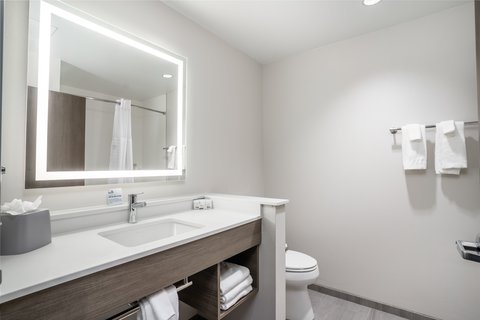 Guest Bathoom