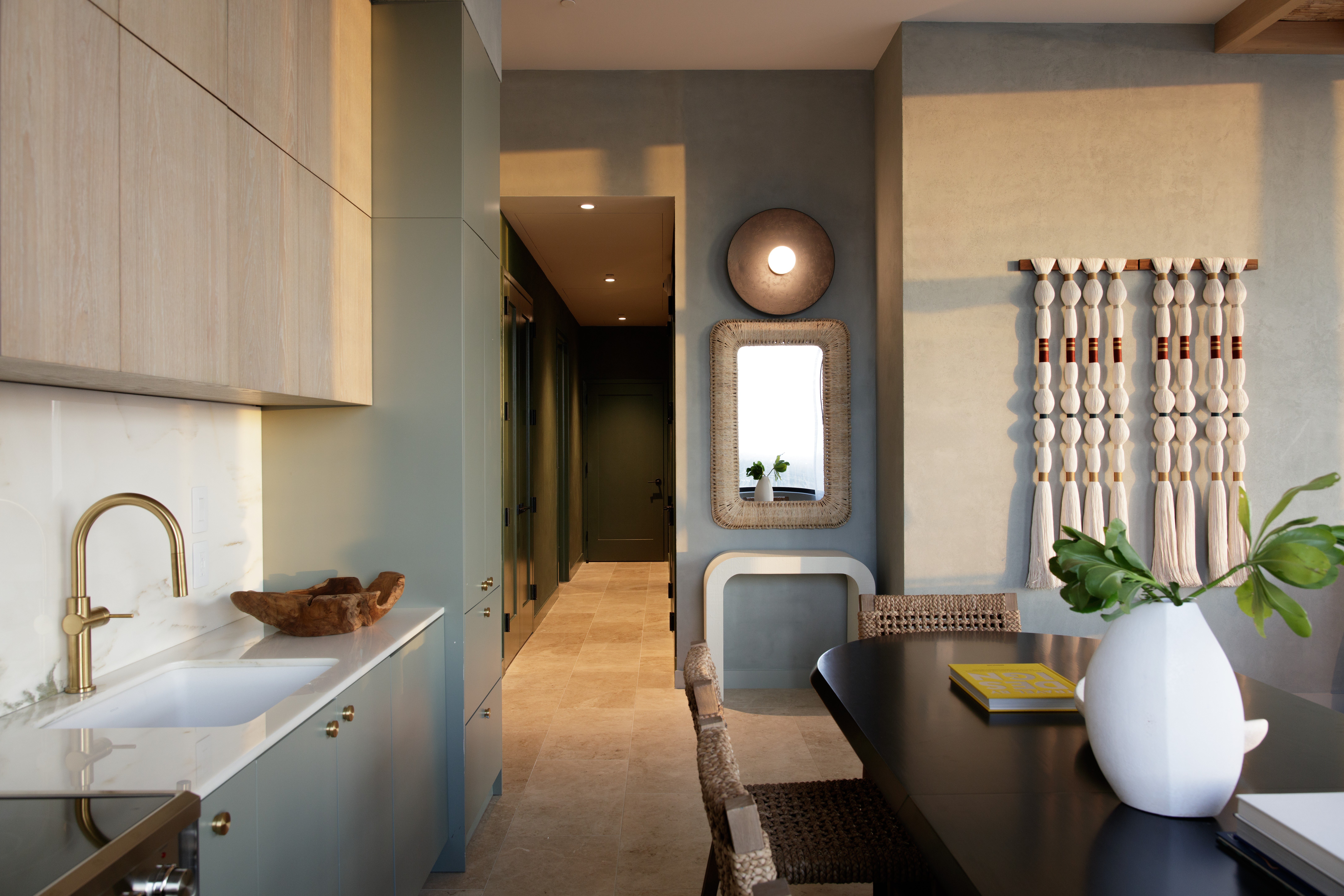 HOTEL INDIGO SEVEN MILE BEACH BY IH-guestroom-Presidential Suite.jpg