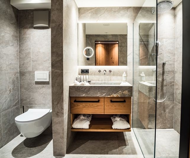 Hotel Granbaita-guestroom-Dolomites Suite.jpg