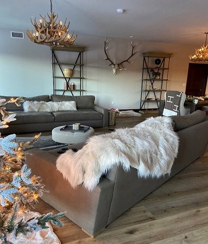 WC 208 Living Room